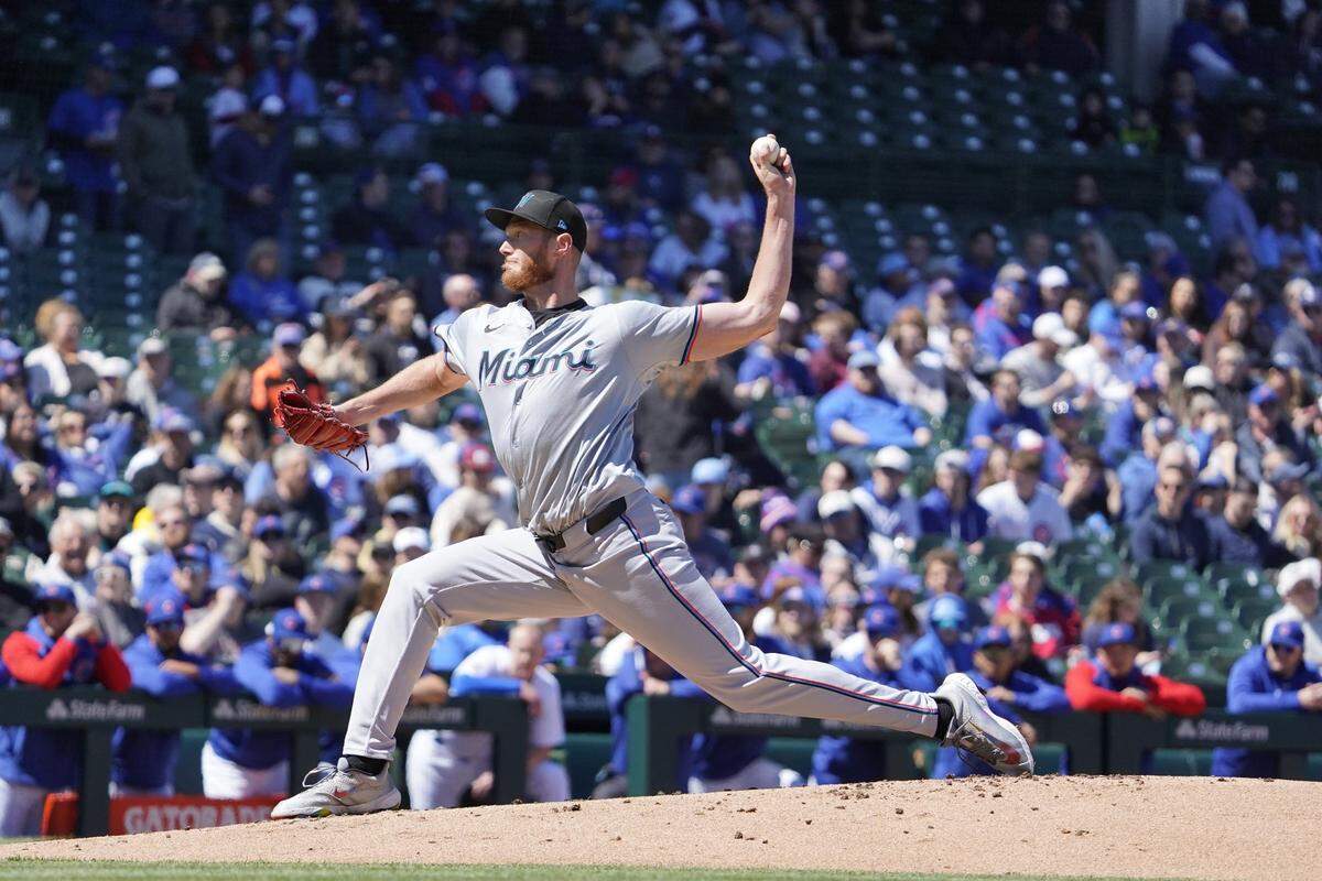 Apr 19, 2024; Chicago, Illinois, USA; Miami Marlins pitcher A.J. Puk (35) pitches against the Chicago Cubs during the first inning at Wrigley Field. Mandatory Credit: David Banks-USA TODAY Sports