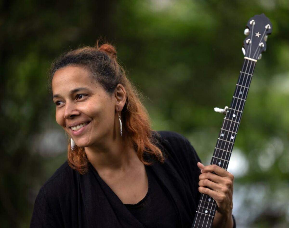 Rhiannon Giddens, who has explored many musical styles in her celebrated career, got her start in the “old time” music of the Carolina Piedmont in her late 20s. On this tour, the virtuosic singer and multi-instrumentalist returns to her down-home roots. (Photo by Karen Cox/Courtesy Shorefire Media and The Rhythm Foundation)