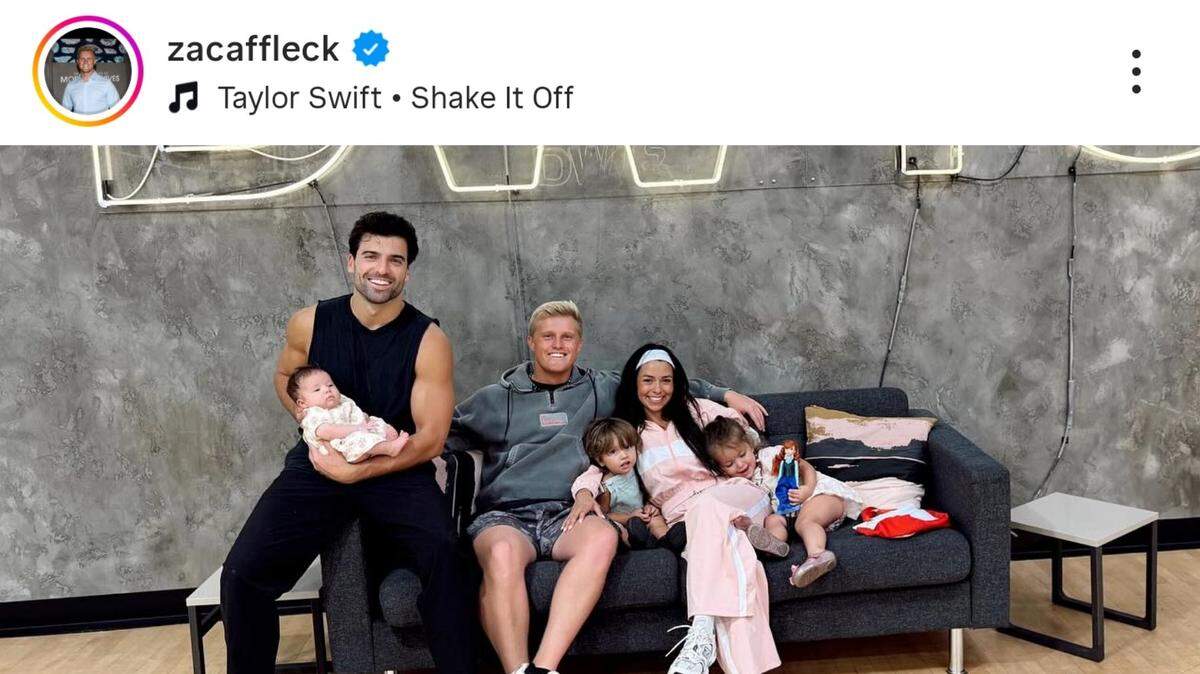 jen affleck with husband and kids at dancing with the stars set