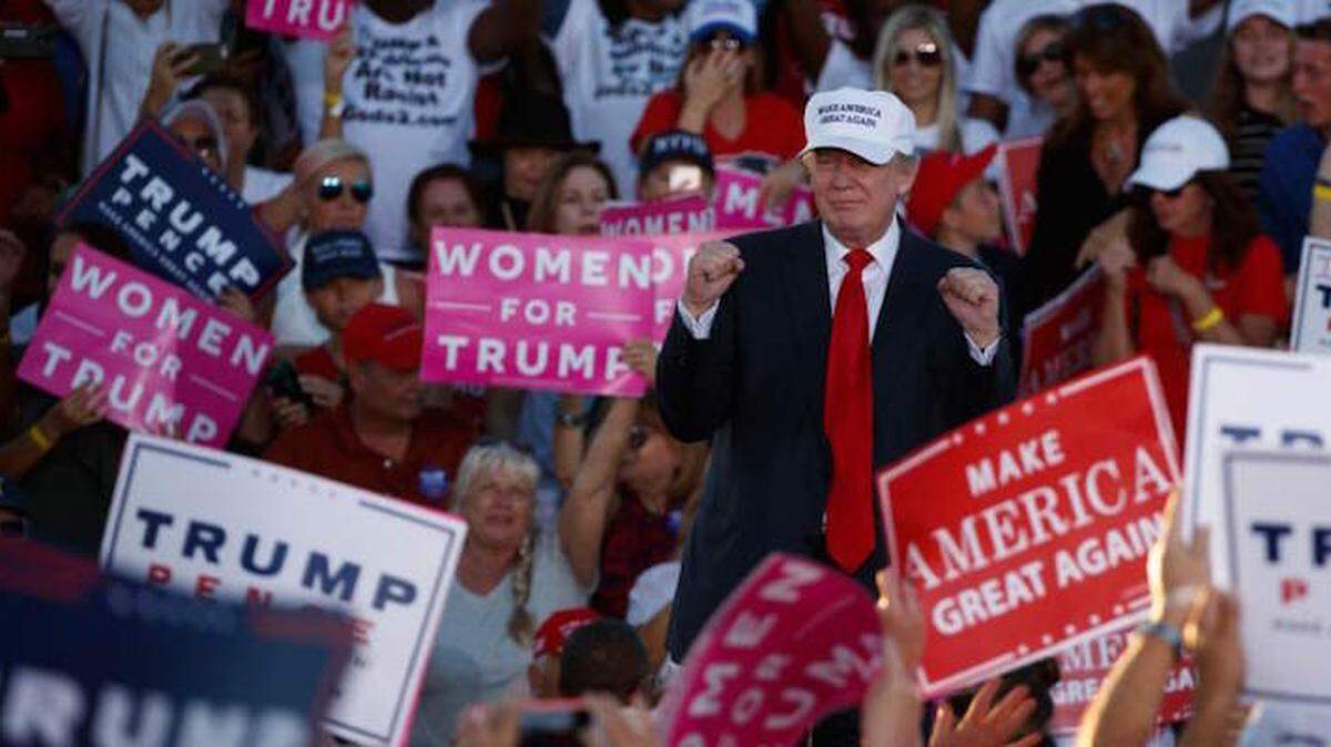 Donald Trump campaigns in Naples, Florida, leading up to the 2016 presidential election.