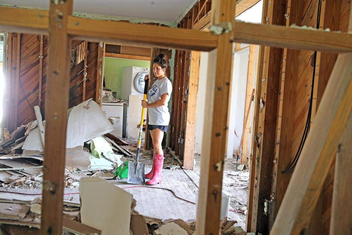 Nearly three weeks after Irma, Shannon Snyder, a preschool teacher, stood in the gutted house she shares with her husband and two kids. The home is one of 25 ground-level houses in Everglades City that remain uninhabitable while homeowners await grant money to help elevate the houses before repairs are made.