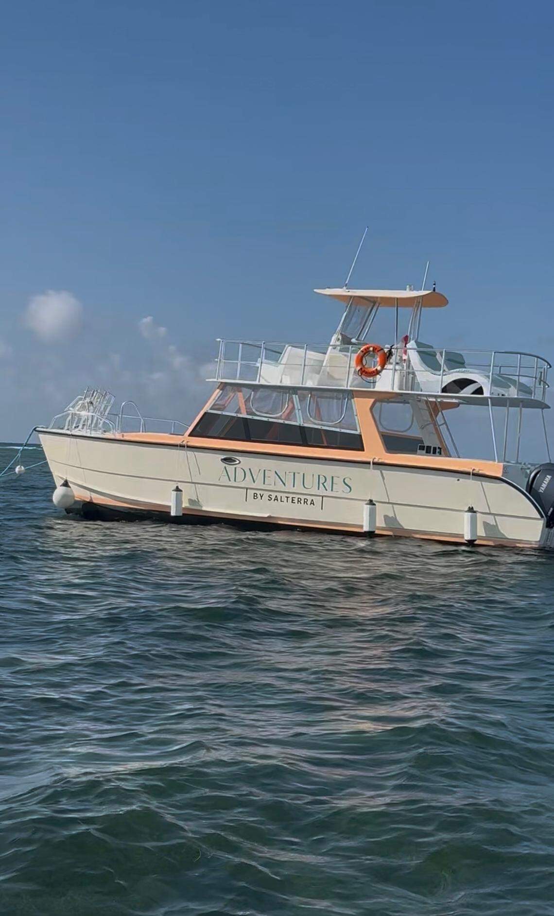 Adventures by Salterra offers private boat trips across the Caicos Bank, from hidden cays to sunset sails over luminous waters.