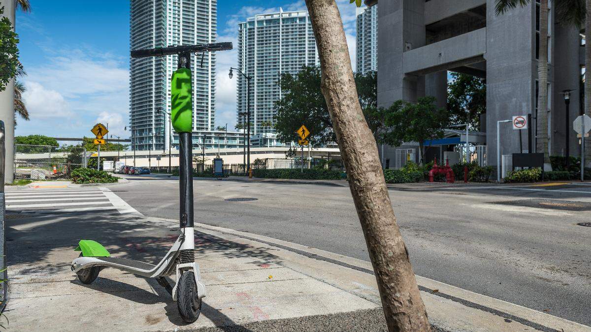 Electric scooter