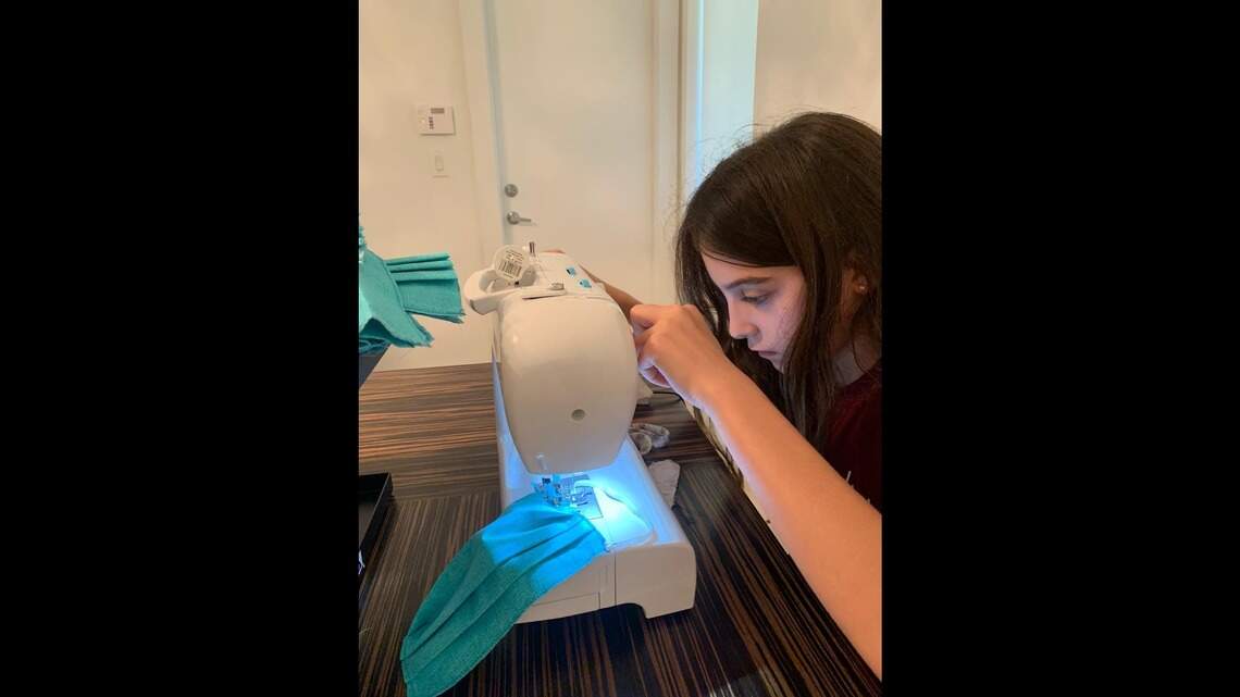 Teachers, students help first responders, healthcare workers through Miami Mask Project