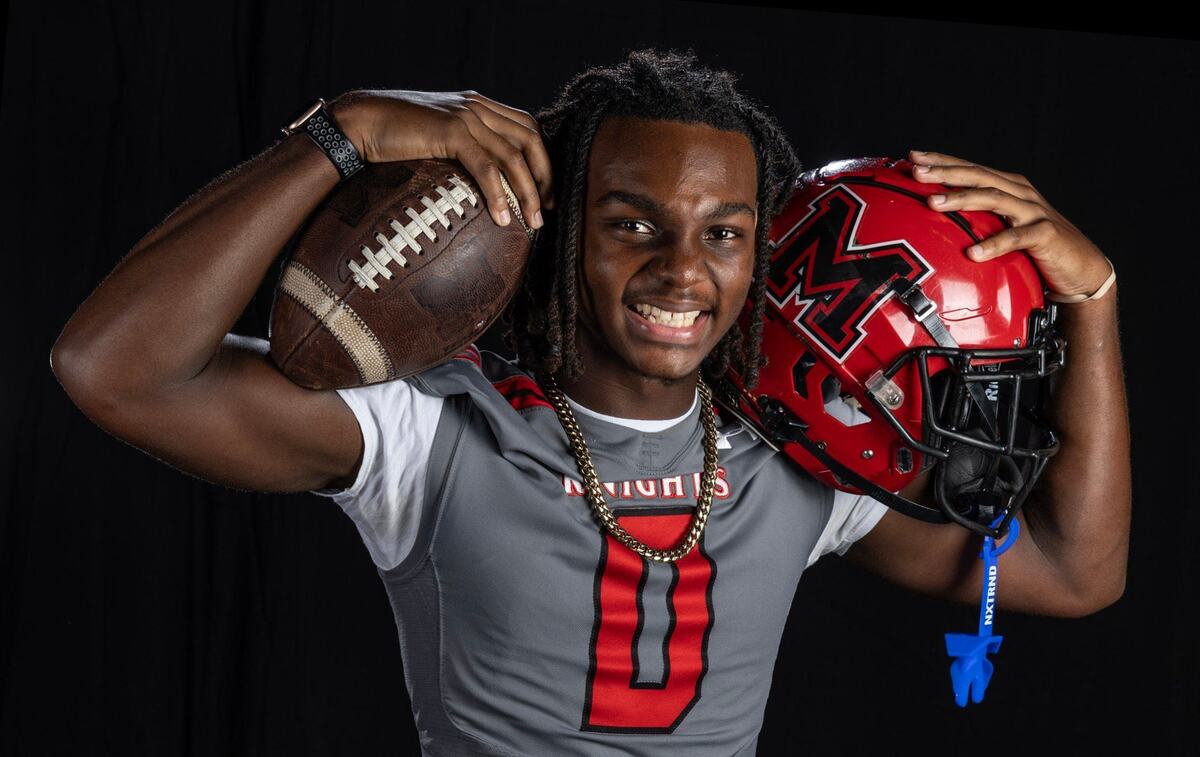 Monarch wide receiver Samari Reed (0) will be attempting to lead the Knights to a state championship in Class 6A.