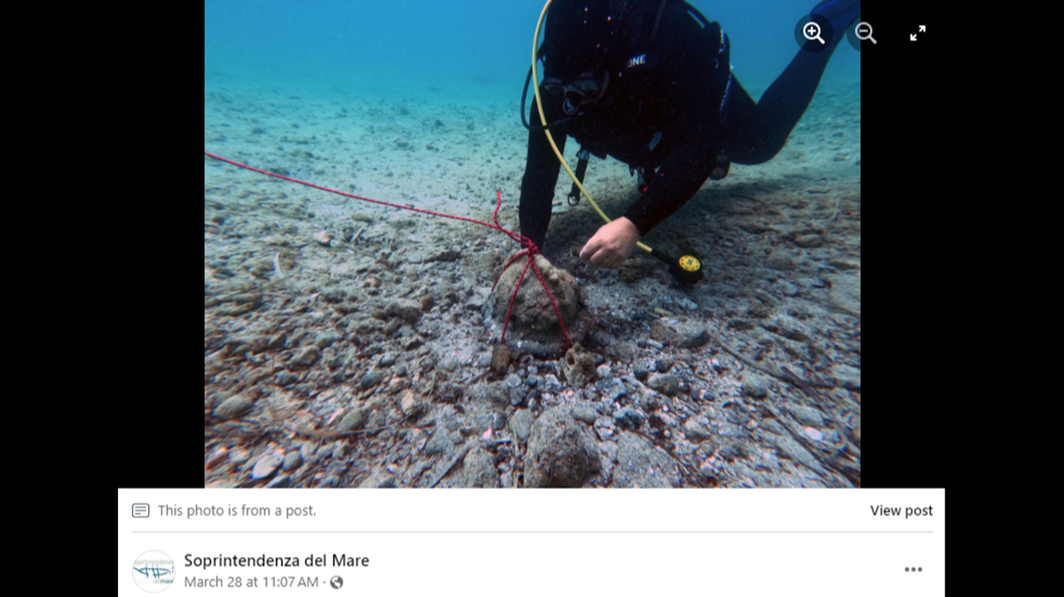 Divers off the coast of Sicily discovered a medieval battle helmet used during Spanish rule on the island.