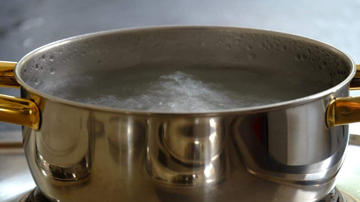 A Florida woman was arrested for allegedly attacking her mother after an argument over boil-water notice, Marion County Sheriff’s Office say.