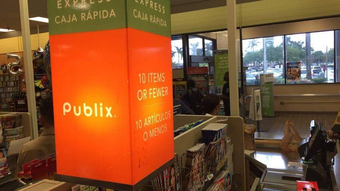Where does Publix stand in the popularity contest of grocery stores?