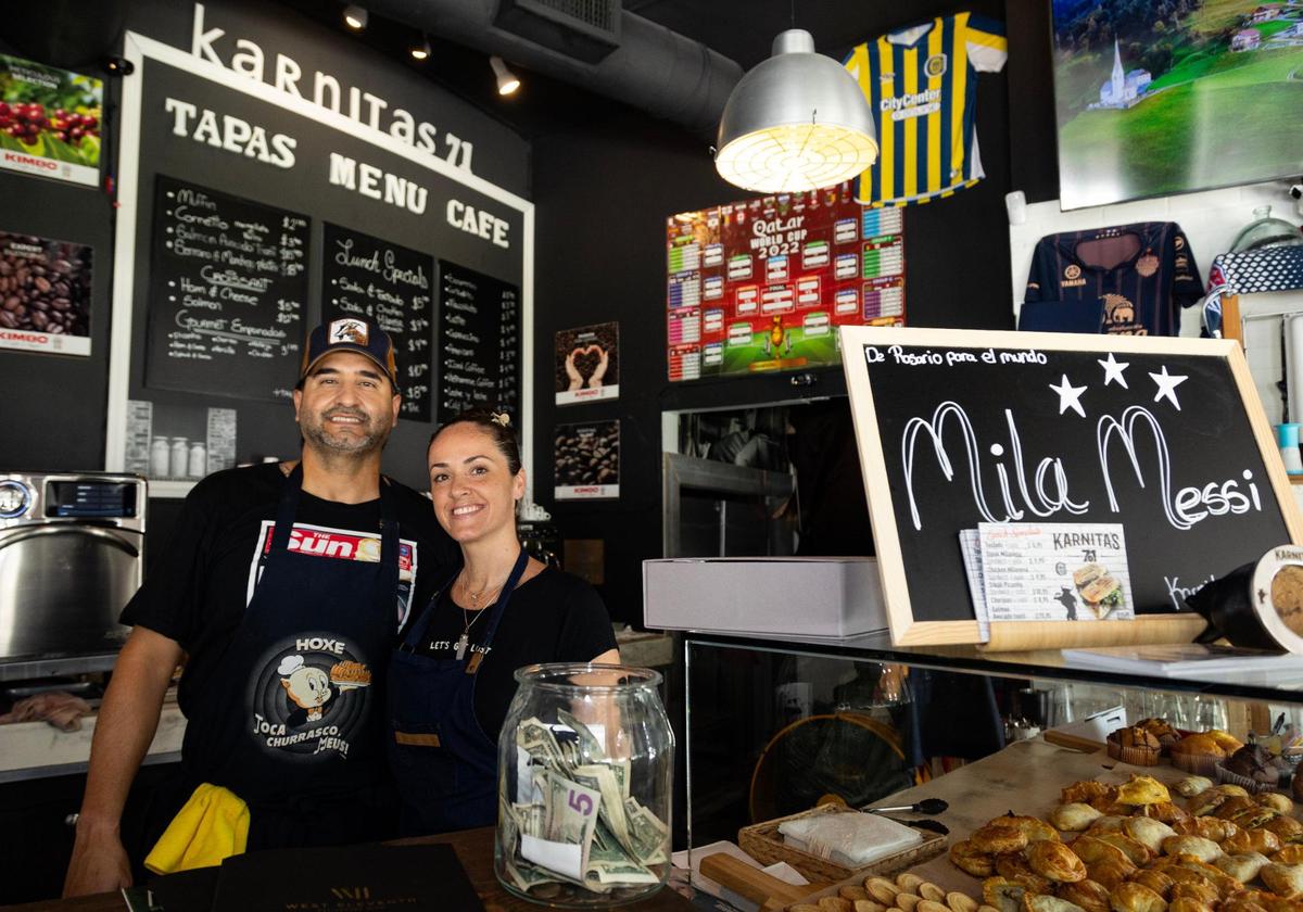 Christian y Maja Fernández en su cafetería Karnitas 71st, en Miami Beach, el 12 de julio de 2023. Lauren Witte lwitte@miamiherald.com