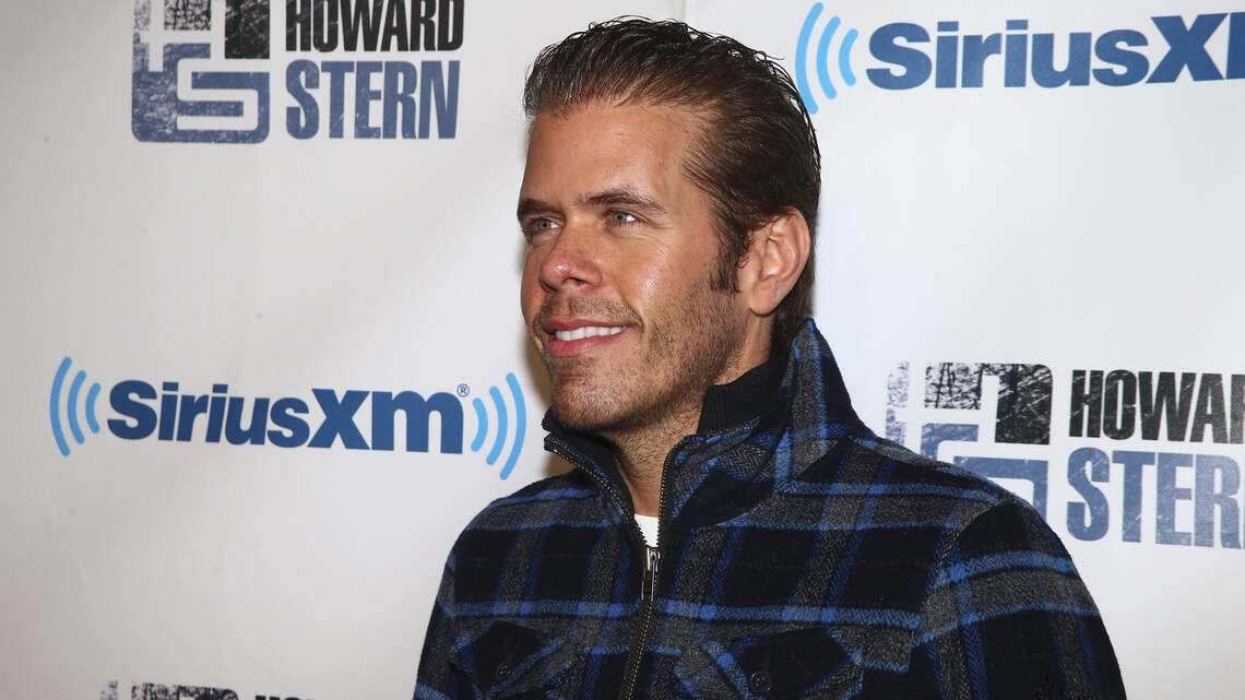 Does Perez Hilton think it’s 2016? His family gives an update on the issue