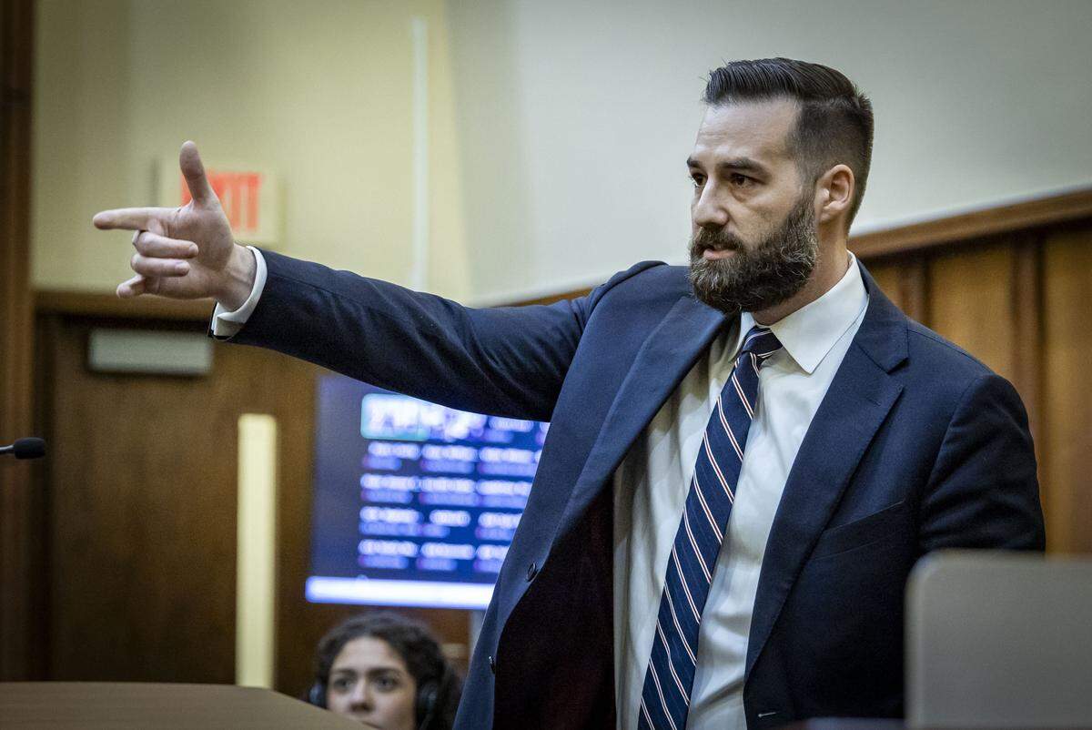 Miami, FL, October 16, 2025 -  Attorney for the prosecution Alex Bergida,   makes his closing arguments in the murder trial of Daisy Link, who made headlines for getting pregnant while being held in TGK. Link is accused of fatally shooting her long-time partner in the leg in Homestead.