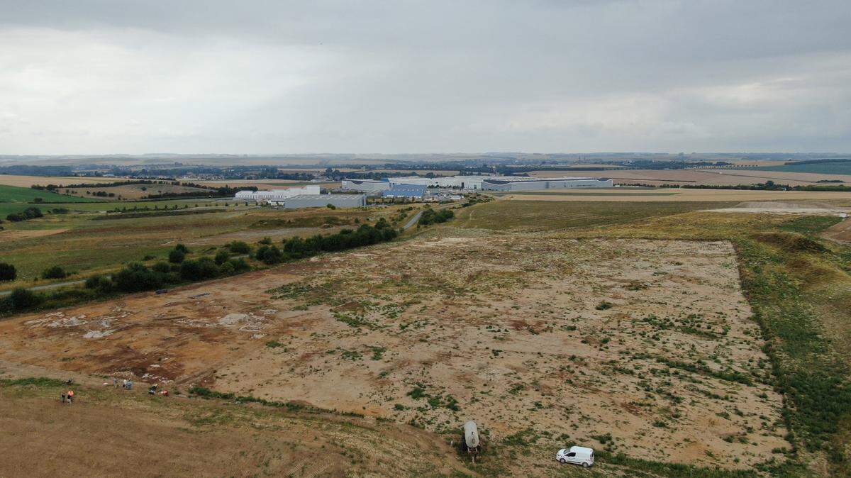 Archaeologists found an unusual ancient jewelry-filled burial in France.