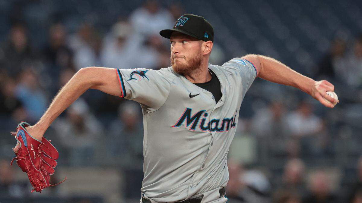Apr 9, 2024; Bronx, New York, USA; Miami Marlins pitcher A.J. Puk (35) delivers a pitch during the first inning against the New York Yankees at Yankee Stadium.