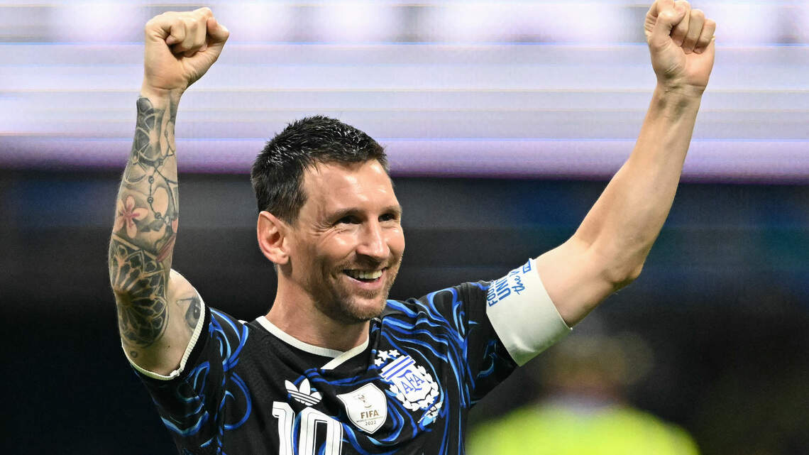 Argentina rallies, shocks England 2-1 to win supercharged World Cup semifinal