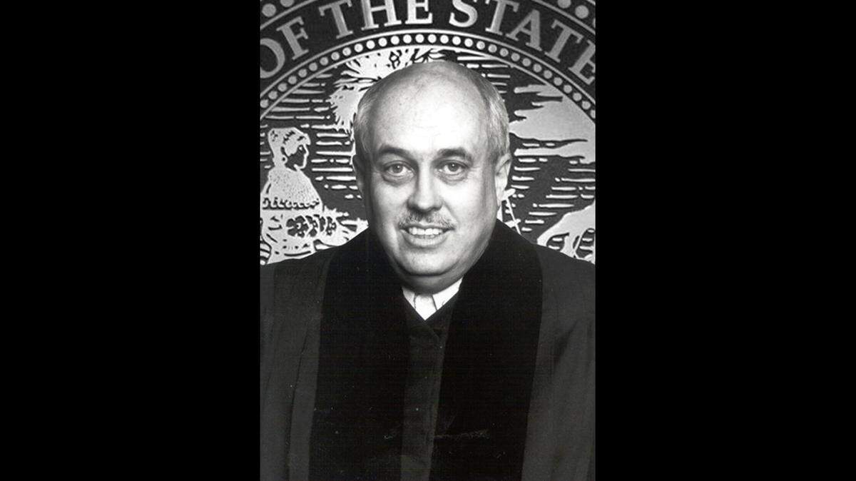 Retired juvenile-court Judge Thomas Petersen has died. He was 80.