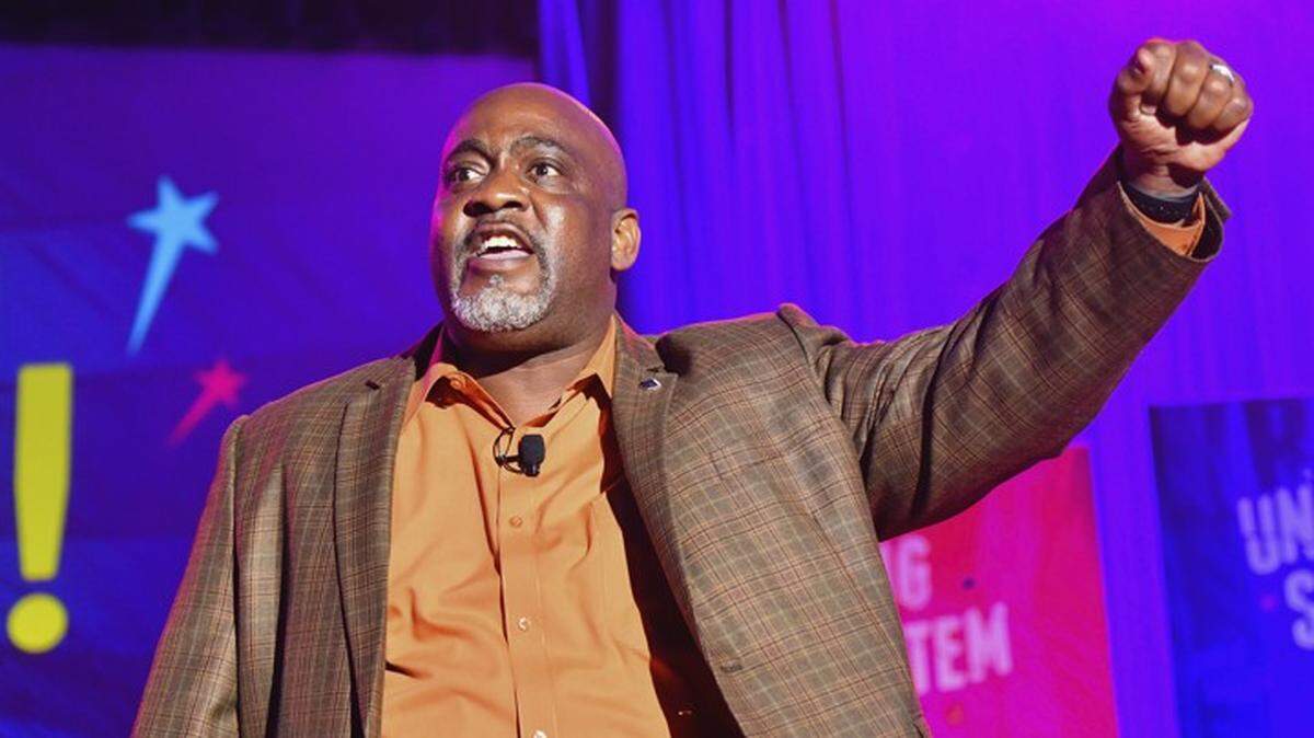  Desmond Meade is a leading advocate for restoring ex-offenders’ right to vote automatically.