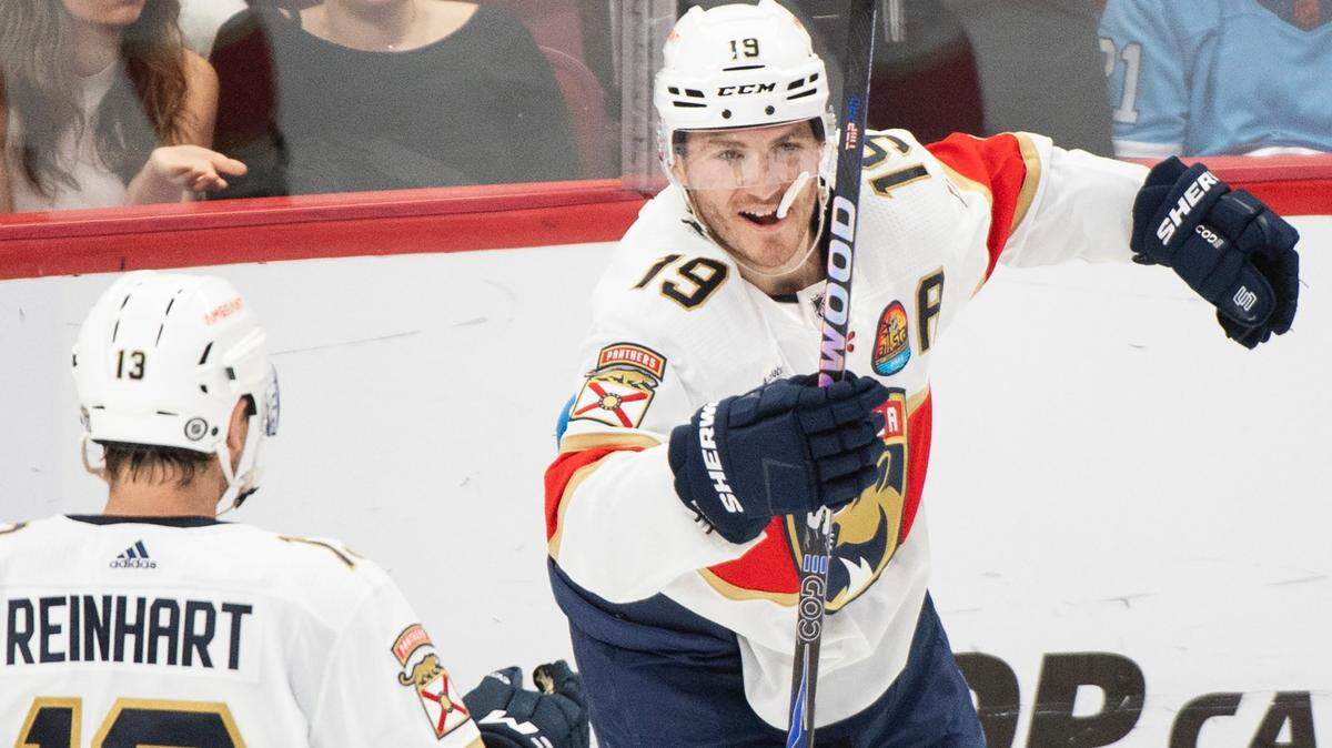 Florida Panthers’ Matthew Tkachuk (19) reacts after scoring against the Montreal Canadiens during second-period NHL hockey game action in Montreal, Thursday, Jan. 19, 2023. (Graham Hughes/The Canadian Press via AP)