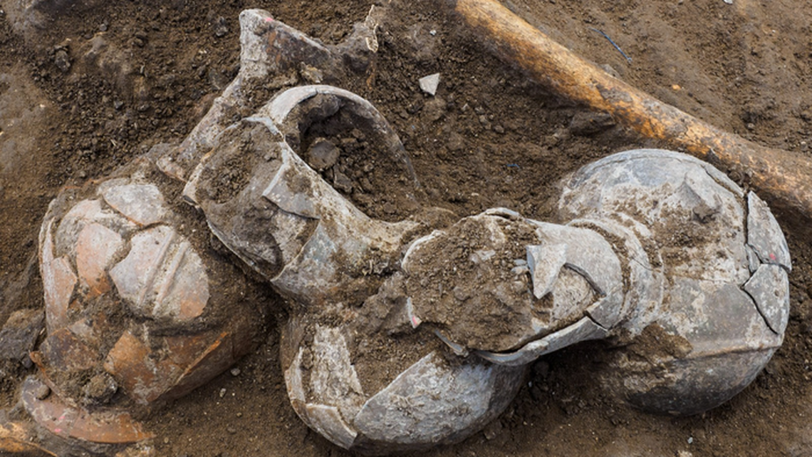 Burial pits in Tel Yehud, Israel, contained pottery vessels with remnants of opium, experts say, in the world’s oldest evidence of drug use.