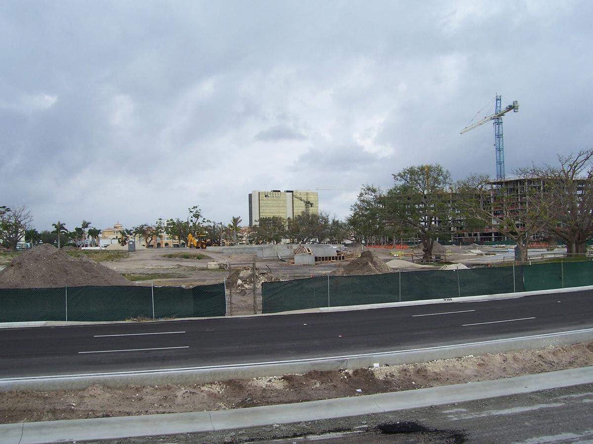 Work gets underway in late February 2006 for the Young Circle ArtsPark in Hollywood. The 12-acre interactive, cultural and recreational venue is at U.S. 1 and Hollywood Boulevard in downtown Hollywood.