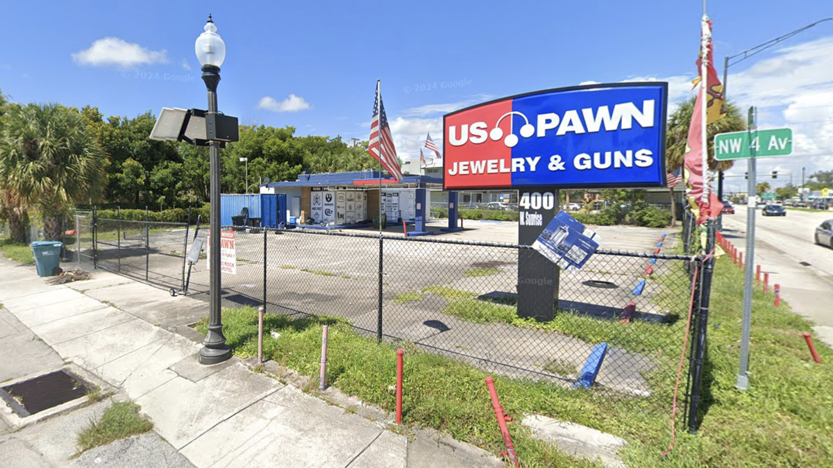 U.S Pawn, 400 W Sunrise Blvd in Fort Lauderdale