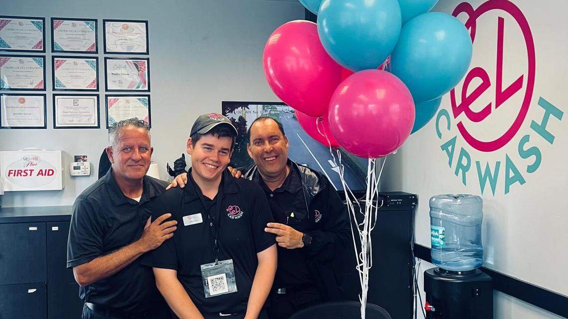 El Car Wash’s Regional Manager, Rodrigo Mondelo; El Car Wash associate Orledo Perdomo, and Area Director of Operations Rafael Trenard celebrate the Miami program for neurodivergent employees.