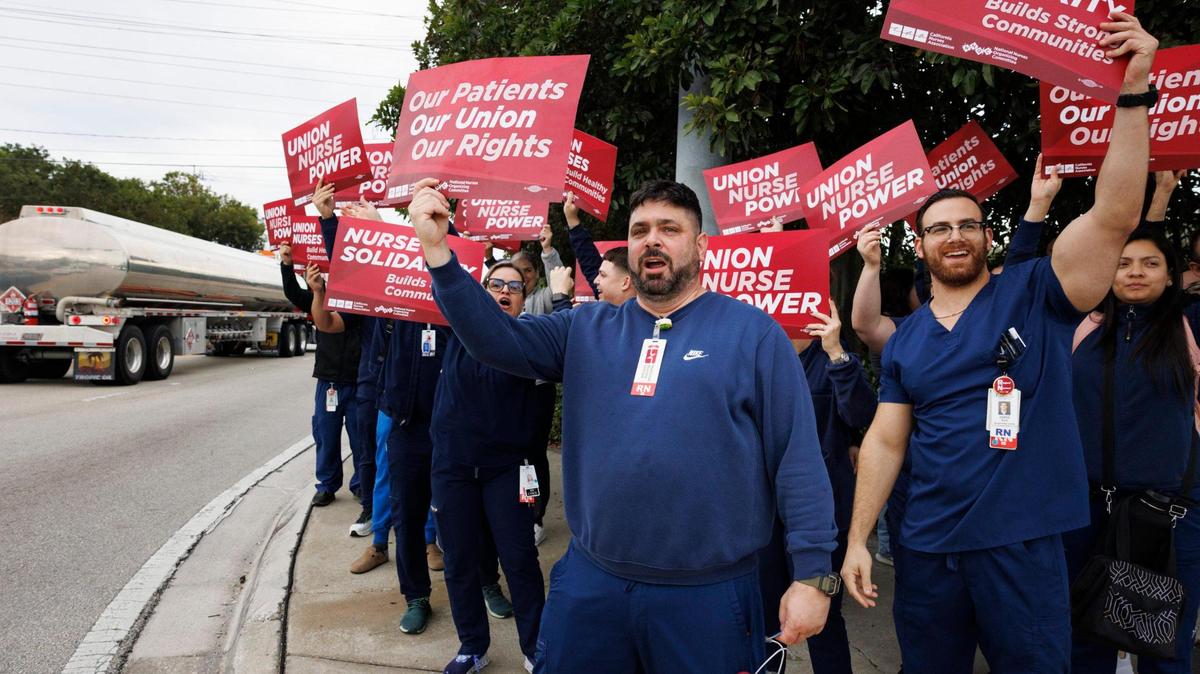 Lazaro Garcia, a union representative for Palmetto General Hospital, center, and other nurses at Palmetto General Hospital, under the National Nurses United union, demonstrated as part of a nationwide protest for better workplaces on Thursday, Jan. 16, 2025, in Hialeah. “We wanted to show our power as a unit as a way to stand up for patient safety [regarding] safe staffing levels and equipment,” Garcia said.
