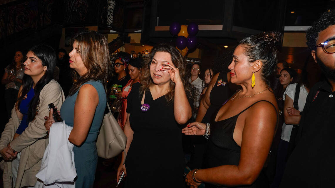 Backers of Florida abortion amendment struggle with failure despite widespread support