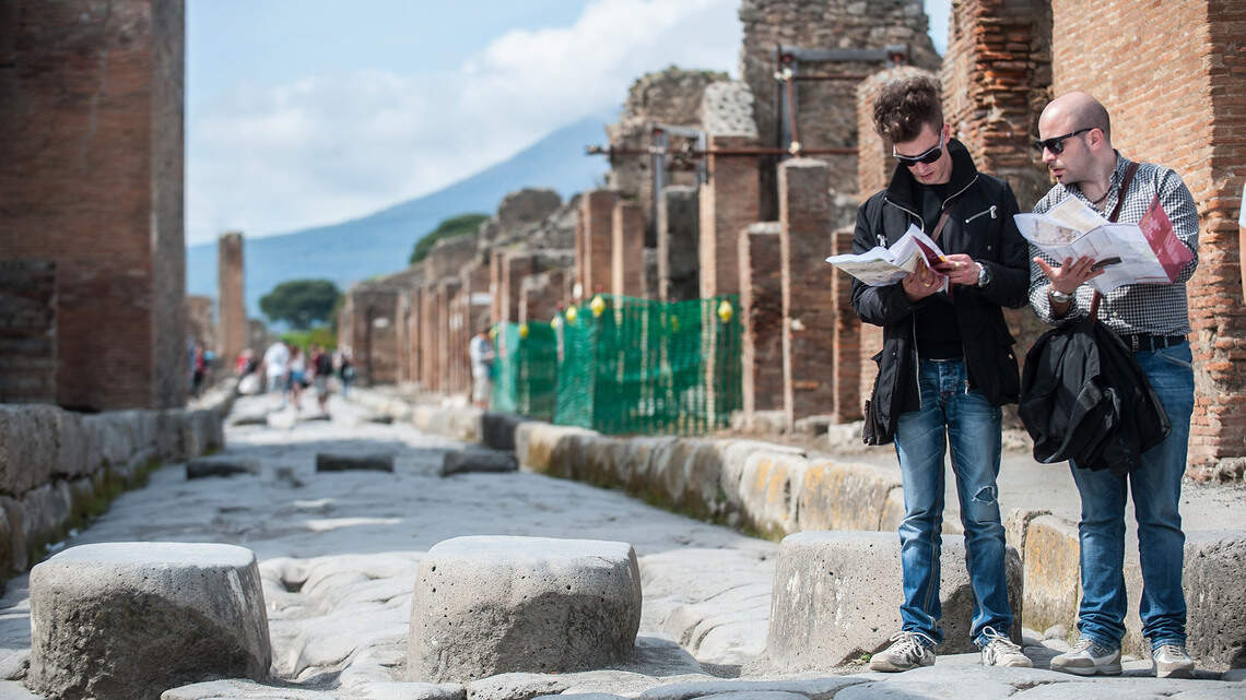 Bilingual Breaks Explained: Why Gen Z Is Taking Short European Language Trips In 2026
