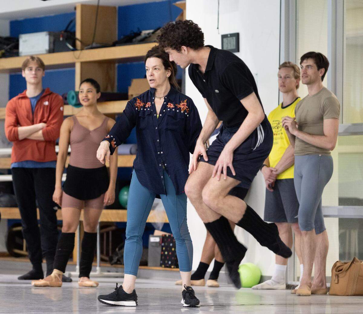 Choreographer Pam Tanowitz with dancer Ethan Rodrigues rehearsing “Coincident Dances,” having its world premiere with the Miami City Ballet.