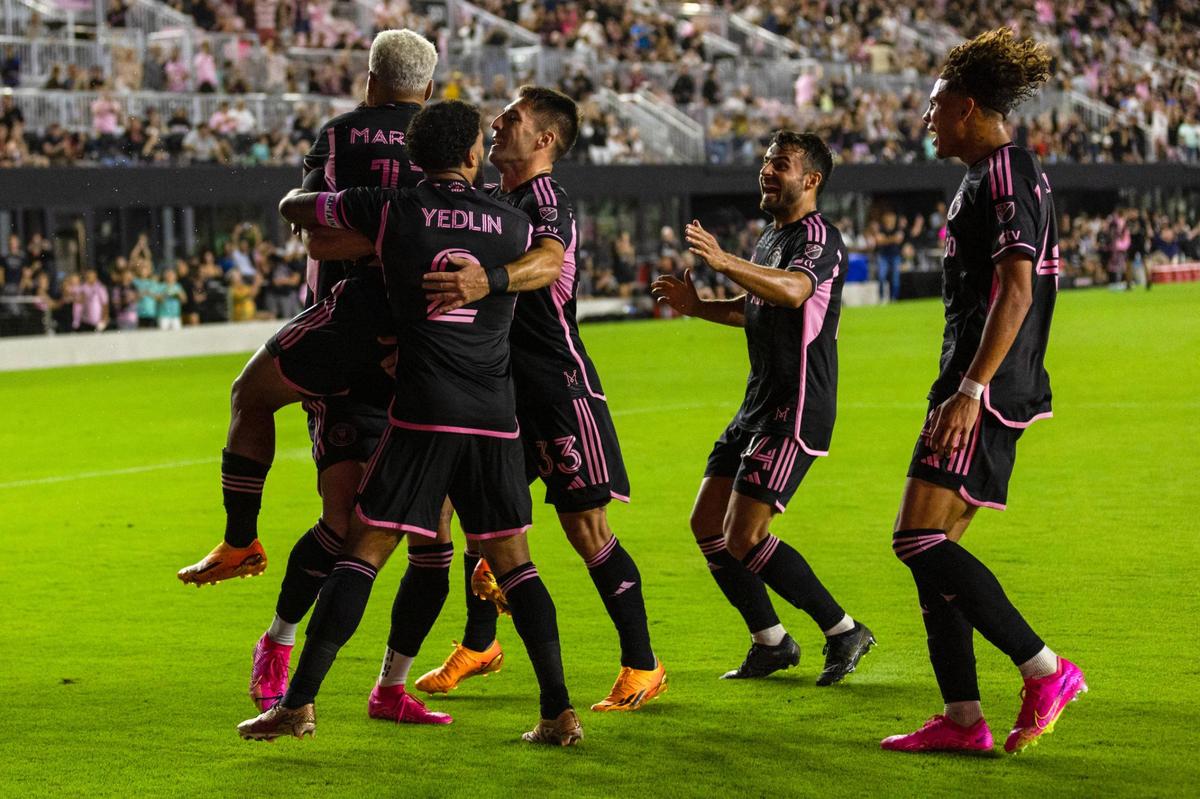Inter Miami CF forward Josef Martínez (17) reacts to scoring a penalty kick with teammates during the second half of an MLS game against Atlanta United at DRV PNK Stadium in Fort Lauderdale, Florida, on Saturday, May 6, 2023.