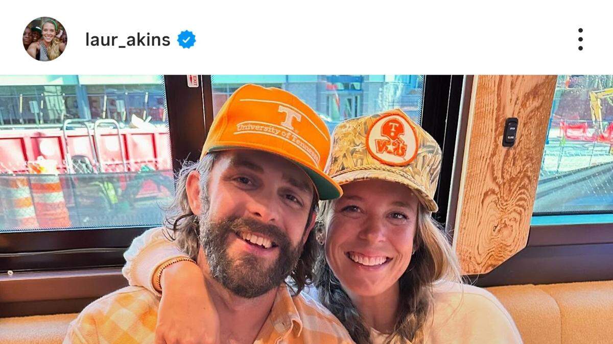 thomas rhett with wife lauren akins