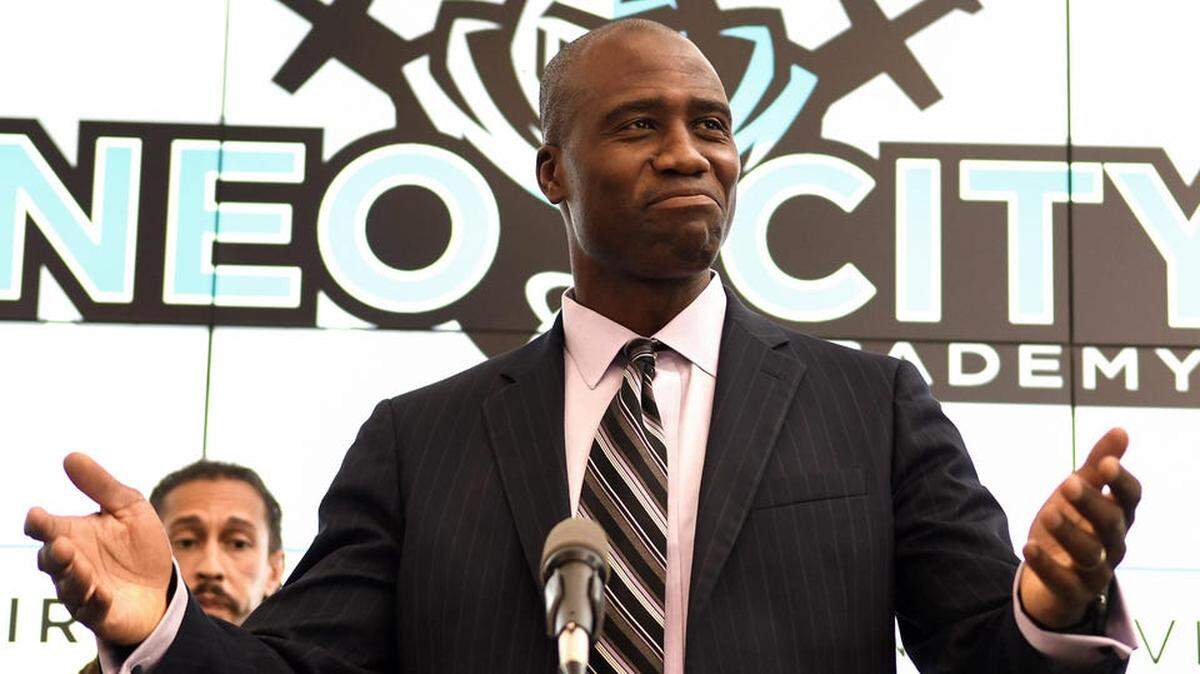 Dr. Joseph Ladapo, Florida’s surgeon general, says he can’t communicate when wearing a mask.