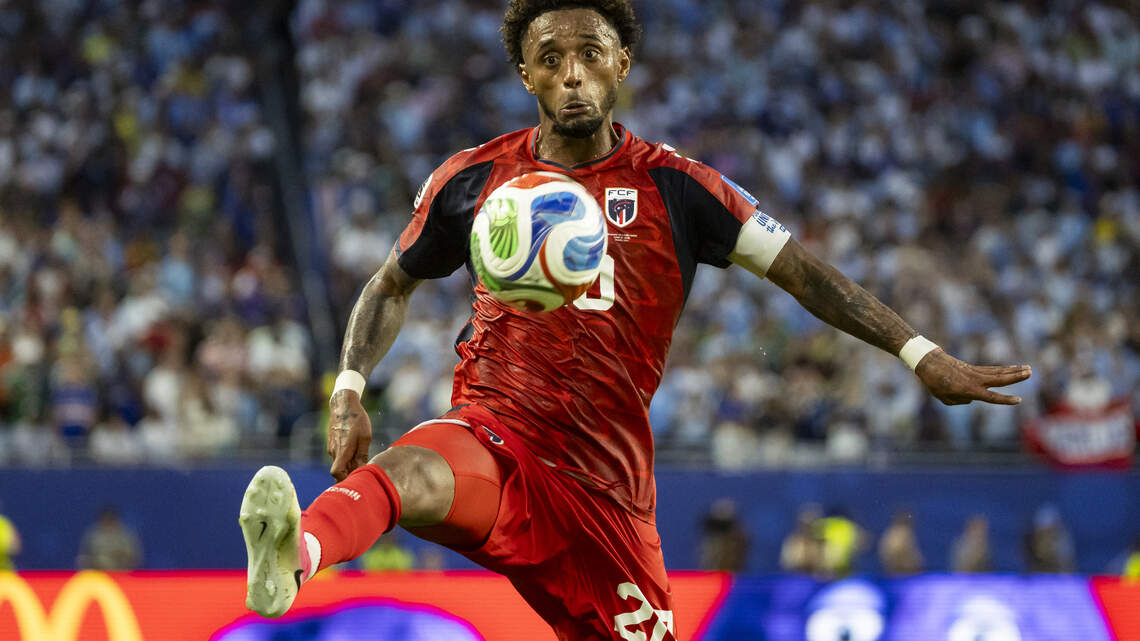 Scottish ‘army’ in Miami, and goalkeeper sets record. See top World Cup moments