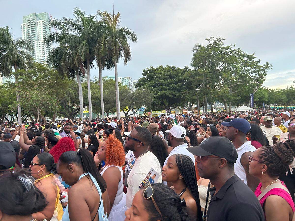 Thousands of people attend the Best of the Best Music Fest, a Caribbean music festival in downtown Miami’s Bayfront Park, on Sunday, May 25, 2025. A man was shot outside the concert venue.