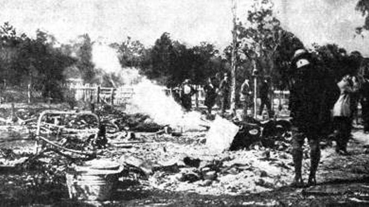 This shows some of the aftermath of the race riot that destroyed Rosewood in 1923.