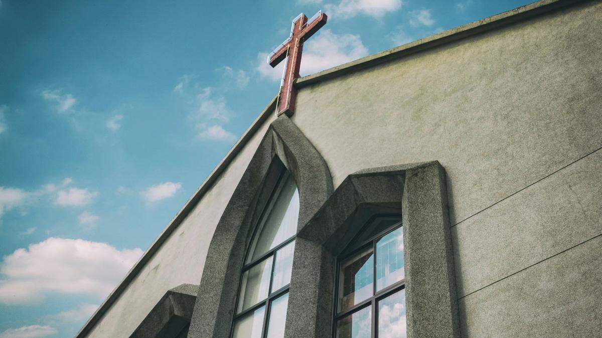 Religious service frequenters say they are very satisfied with their personal life at higher rates than other Americans, a poll found.