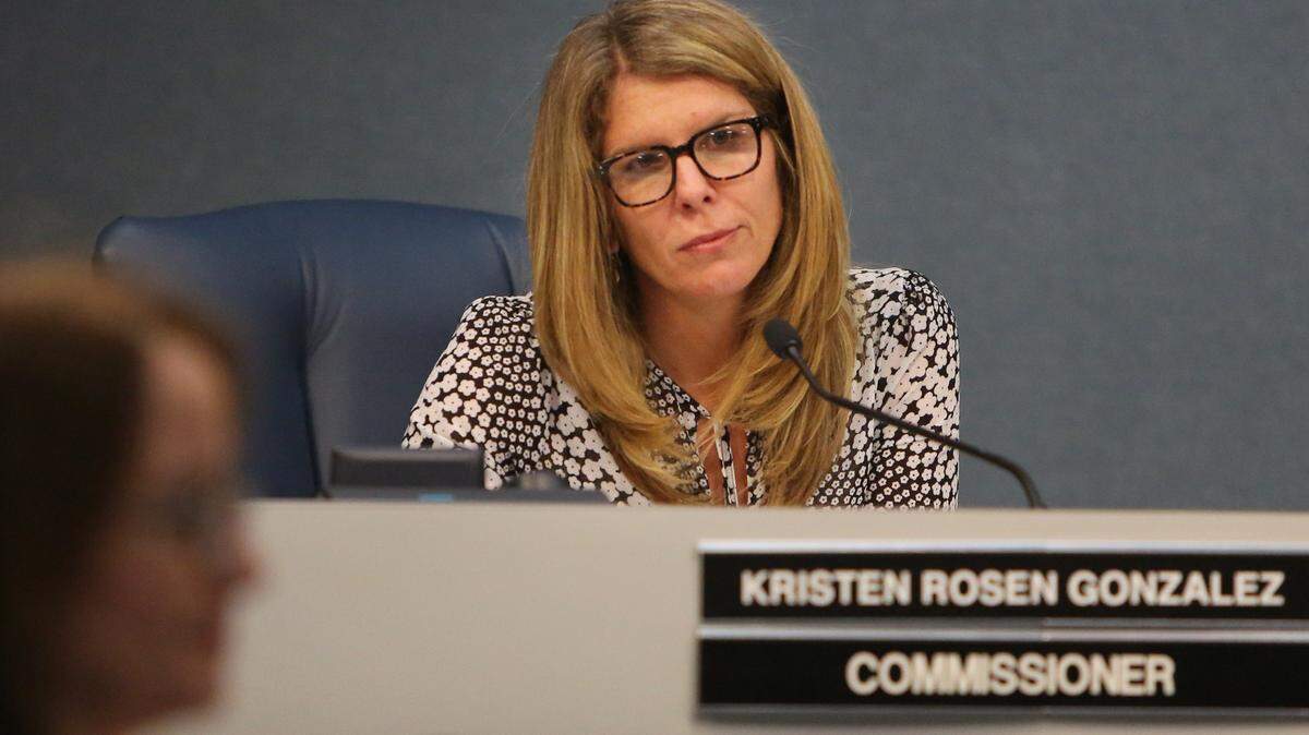Miami Beach commissioner Kristen Rosen Gonzalez resigned in April 2018 in order to run for Congress. She is now running to get back on the city commission.