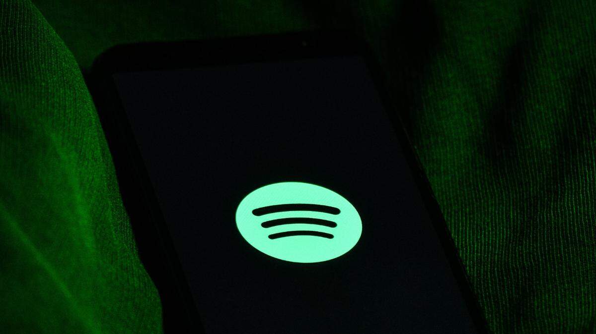 Spotify says it will keep counting your music for Wrapped past Oct. 31.