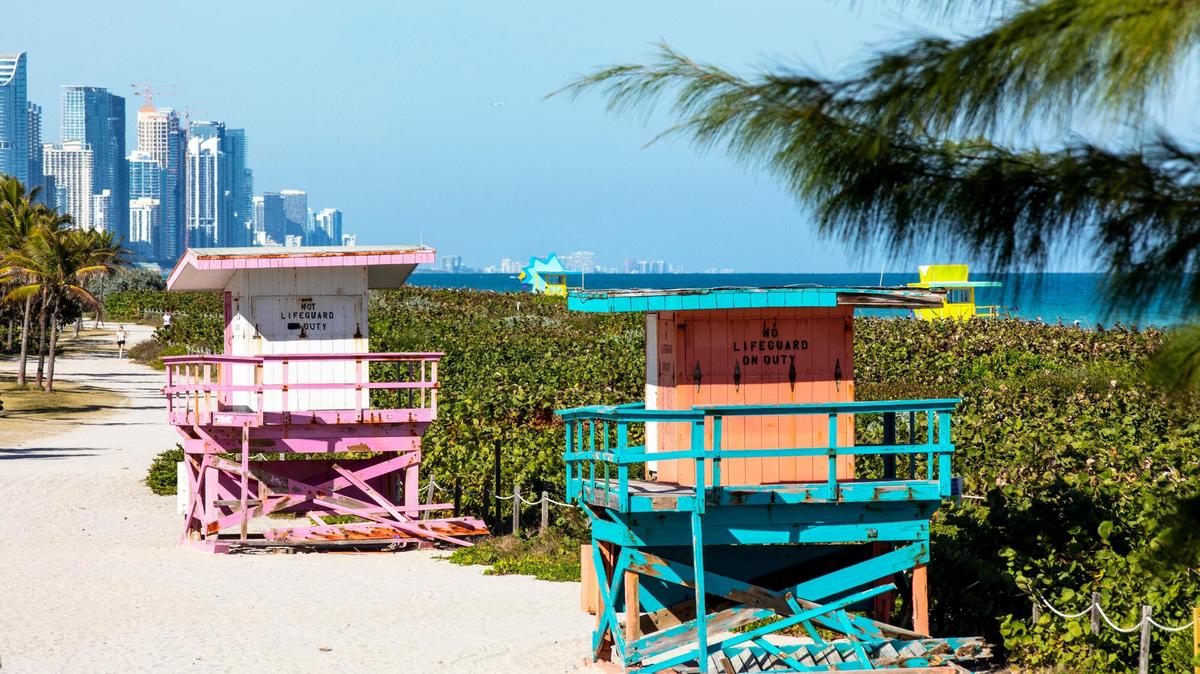 A view looking north toward North Beach Oceanside Park, just past 79th Street, which is slated to become a part of the final segment of Miami Beach’s seven-mile pedestrian beachwalk. On Jan. 26, 2021, the project is scheduled to break ground in the coming months in North Beach. The $4.5 million project will extend the paved walking and cycling path from 79th Street to the edge of city limits at 87th Terrace, east of the North Beach Oceanside Park and Collins Avenue.