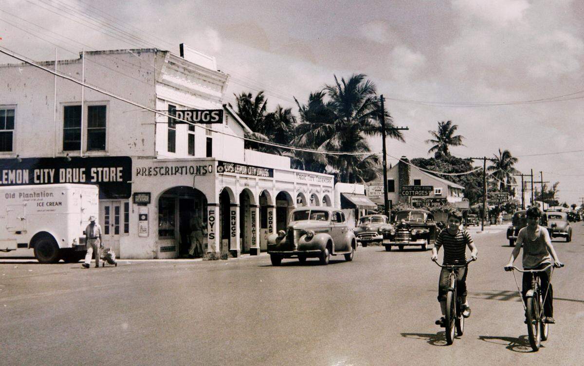 Lemon City Drug Store in 1948.