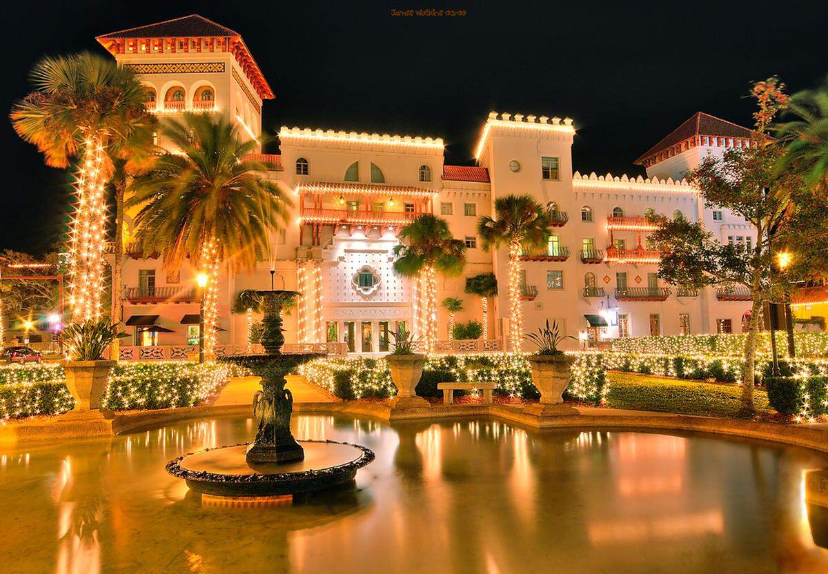 Night of Lights at Casa Monica Resort and Spa is a must for this holiday season.