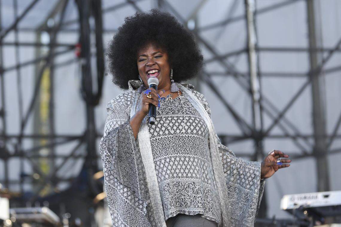 Betty Wright performs during the 12th annual Jazz in the Gardens Music Festival in Miami Gardens on Saturday, March 18, 2016.