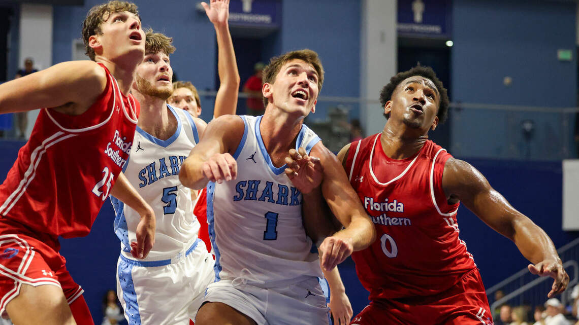 NSU men’s hoops’ win sets up epic showdown between top-seeded teams on Tuesday