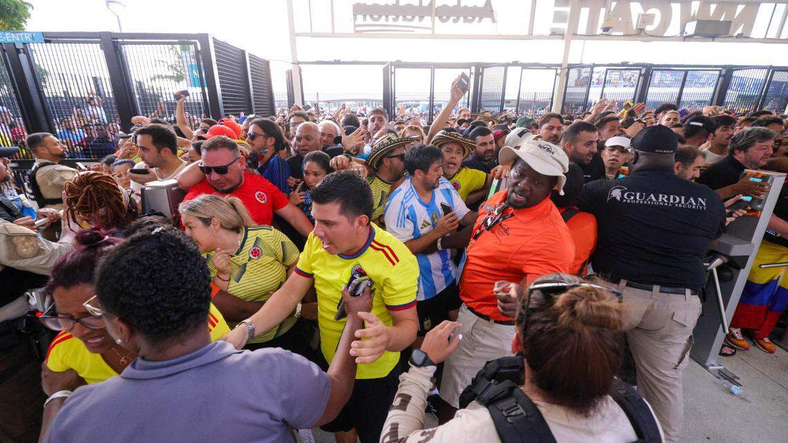 Fans breach security gates at Hard Rock Stadium, delaying start of Copa America final