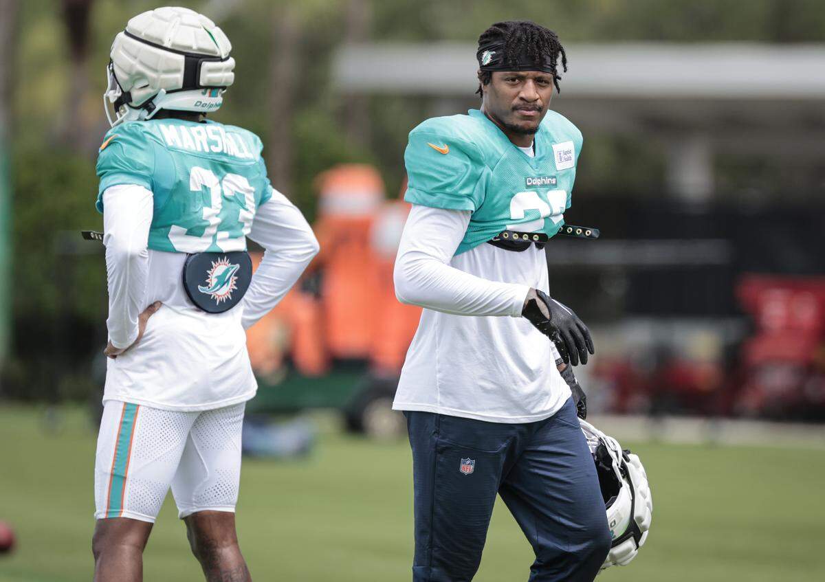 Miami Dolphins cornerback Rasul Douglas (26) on the field during practice at the Miami Dolphins Training Camp in Miami Gardens, Florida, on Wednesday, August 27, 2025.