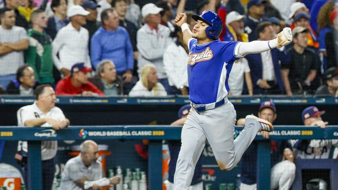 Marlins’ Javier Sanoja scores Venezuela’s World Baseball Classic-winning run
