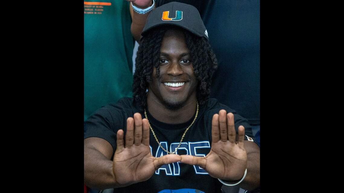 Top Broward uncommitted recruits make their decisions. And one top player doesn’t sign