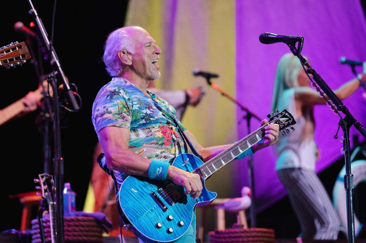 Jimmy Buffett and the Coral Reefer Band are on the road again for amphitheater shows on a tour that brings them to South Florida on Dec. 9, with three other December 2021 dates in Florida.