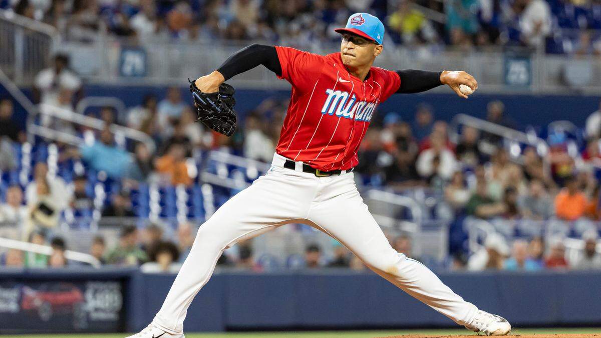 Miami Marlins starting pitcher Jesus Luzardo (44) pitches against the Milwaukee Brewers in the first inning of an MLB game at loanDepot park on Saturday, Sept. 23, 2023, in Miami, Fla.