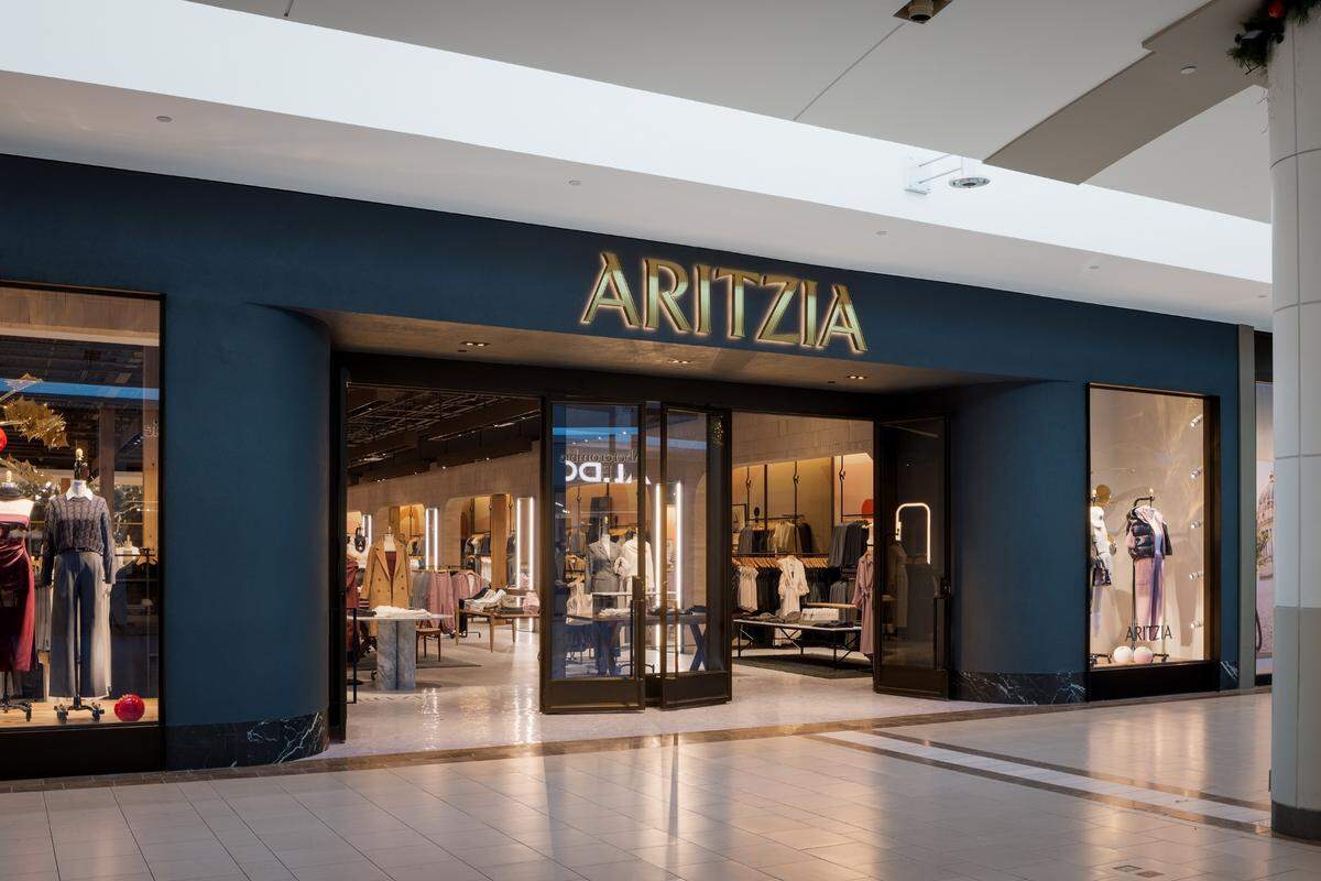 Aritzia opened at Dadeland Mall in December 2024.